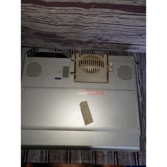 Audiovox Under-cabinet Kitchen CD Clock Radio with Remote~Model KCD3180 - Picture 3 of 3